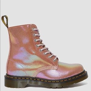 Dr. Martens Pascal 1460 Iridescent Pink Snakeskin